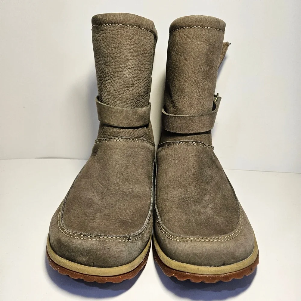 Chaco Hopi Sandstone Womens 8 Leather Wool‎ Mid Calf Buckle Boots Taupe